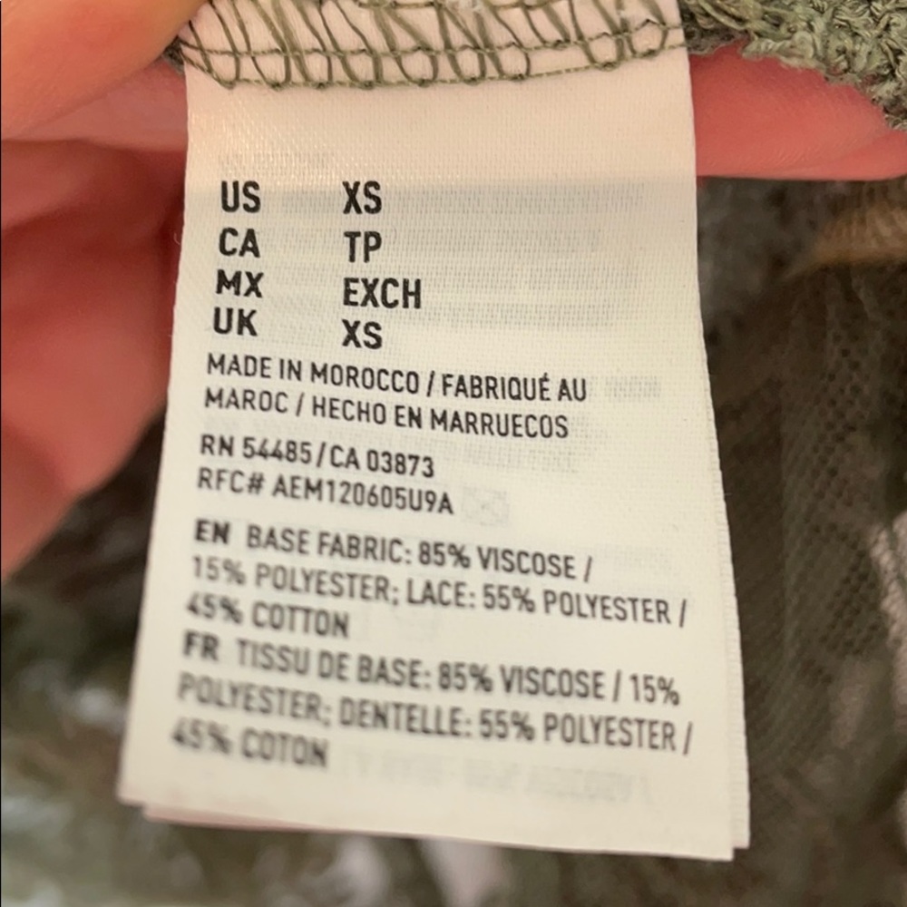 American Eagle Green Sheer Long Sleeve Lace Top - Picture 8 of 11